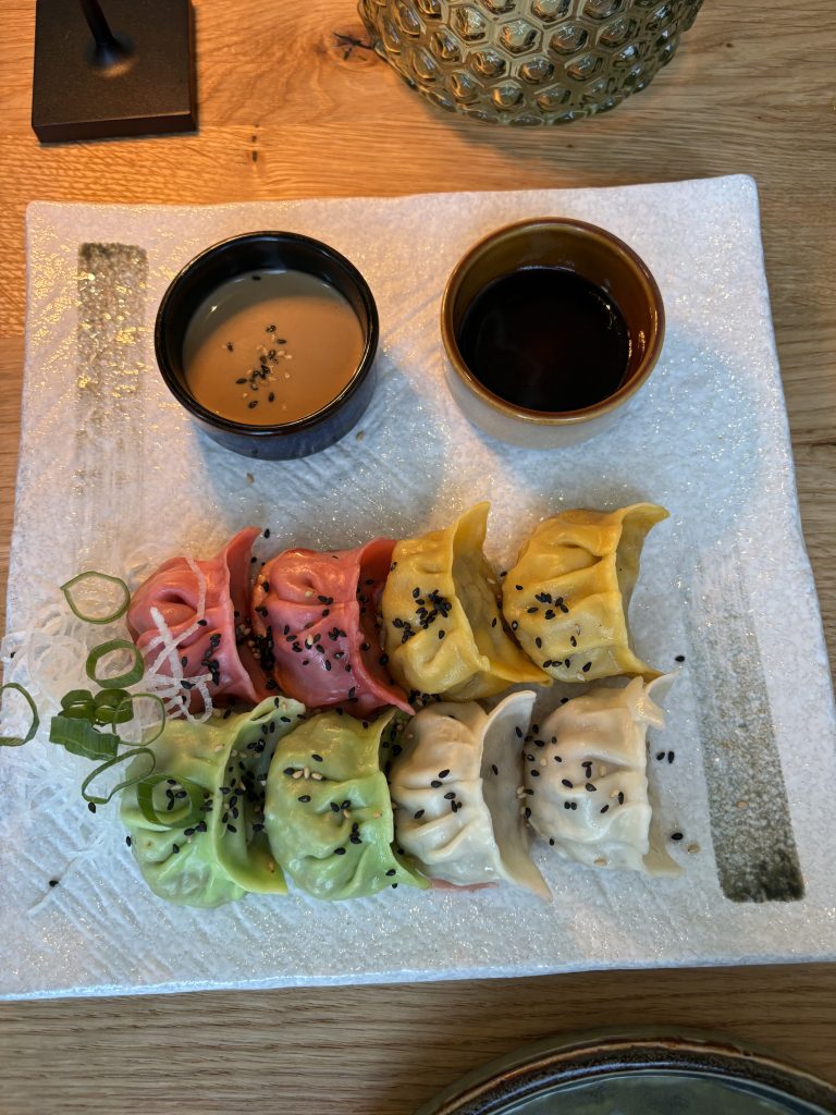 Moji